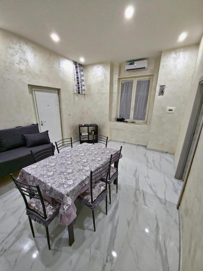 Ritmo Napoletano Lejlighed Napoli Eksteriør billede
